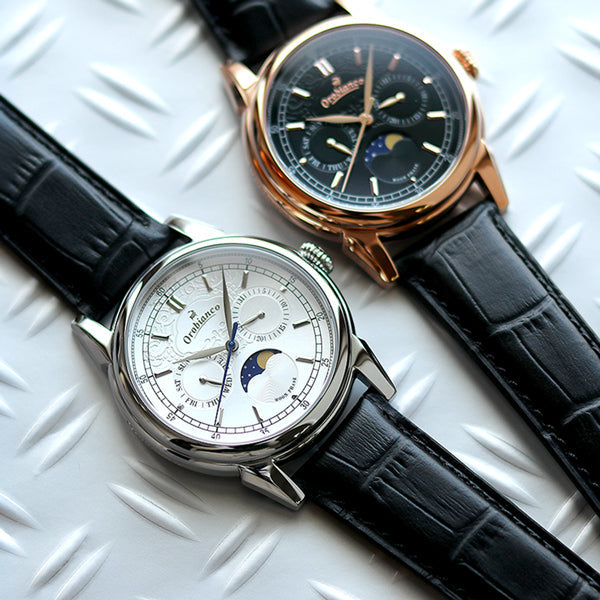 ブランド初のムーンフェイズモデル⌚✨BIANCONERO(ビアンコネーロ)