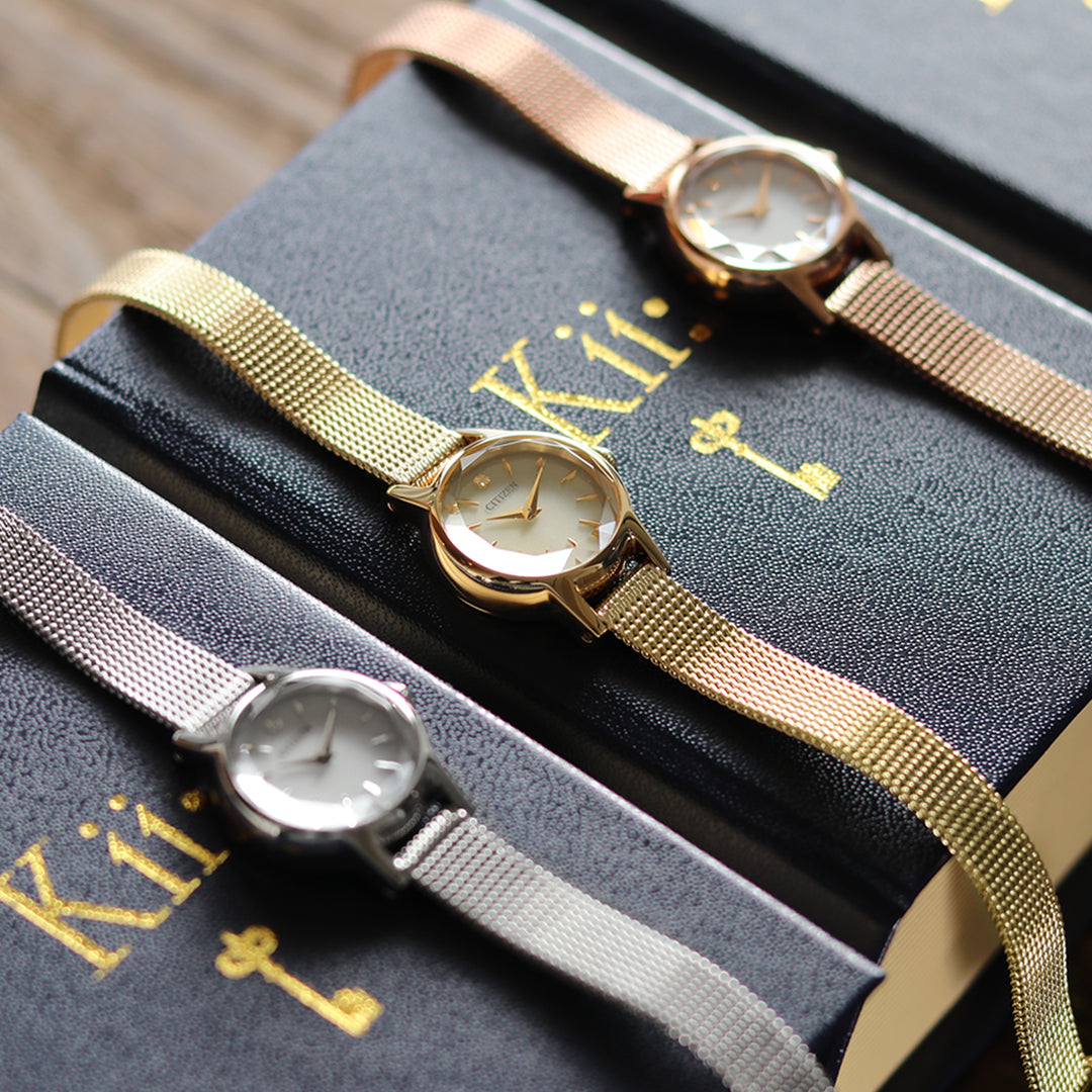 カットガラスがおしゃれな、クラシックなメッシュバンドモデル⌚💓