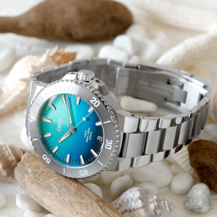 アクイスデイトをベースにした2000本限定モデル✨⌚🪸