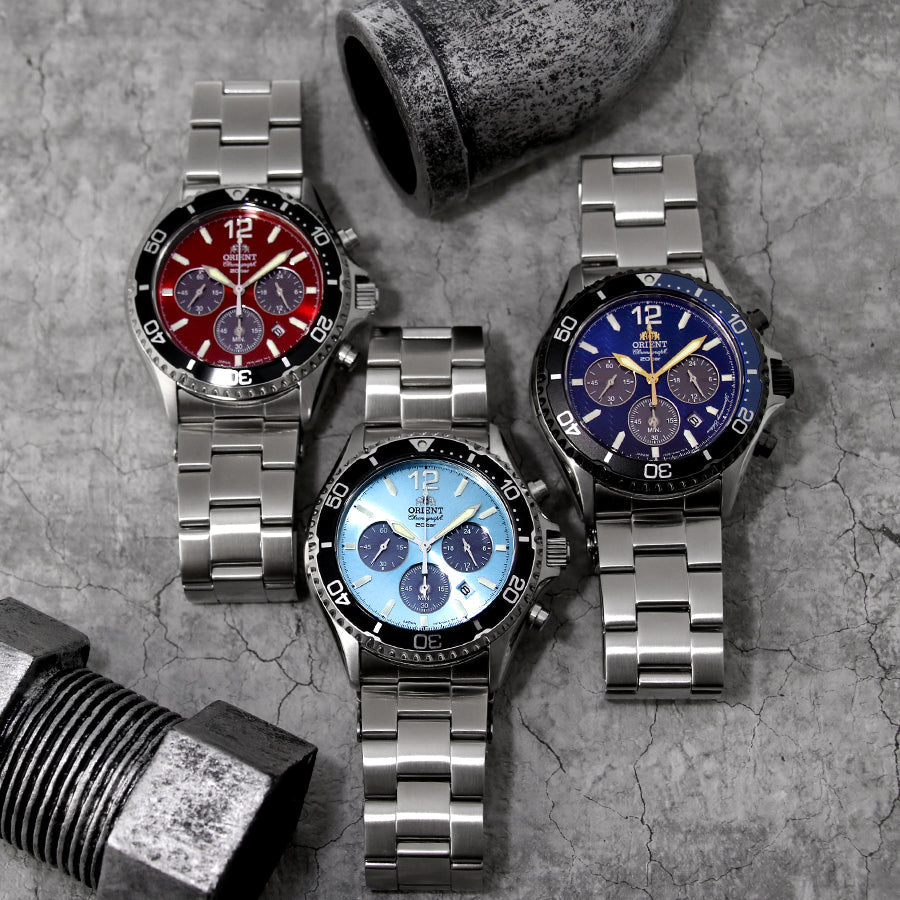 たこ　OM38 世界的に人気のMako ソーラークロノグラフに、優しく爽やかなスカイ