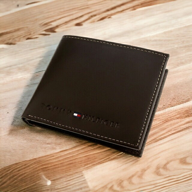 トミー ヒルフィガー 財布 メンズ ブランド 二つ折り財布 革 レザーウォレット 小銭入れあり Wellesley 31TL25X005-200 ブラウン 31TL25X005-200