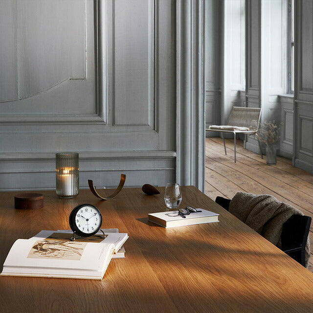 アルネ ヤコブセン 11cm クォーツ 電池式 置時計 ブランド メンズ レディース ARNE JACOBSEN AJ43672 アナログ ホワイト 白 AJ43672