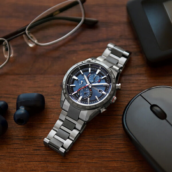 Citizen Act Line Eco Drive太阳能无线电钛男子手表品牌AT8186-51L公民行为蓝色黑色AT8186-51L