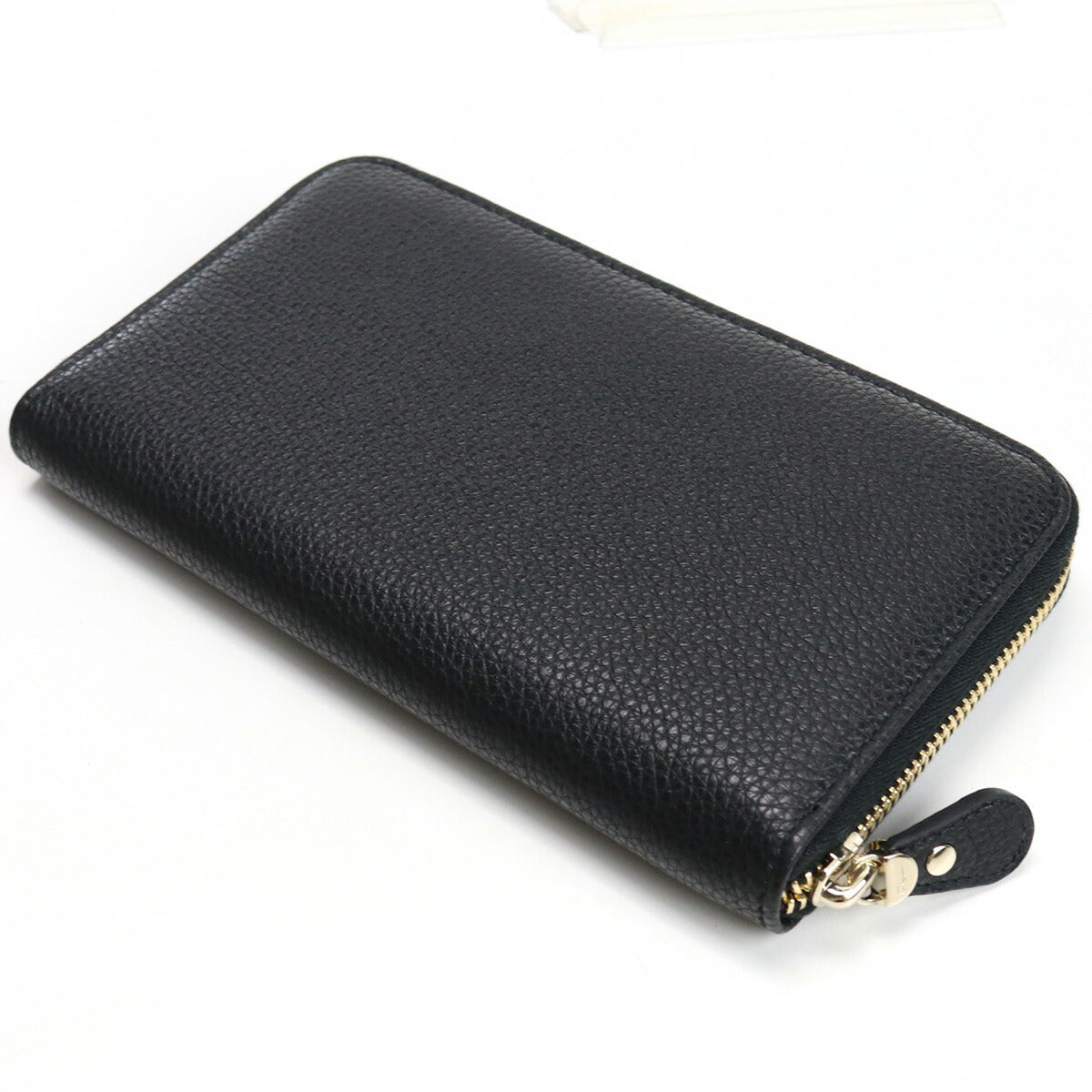 フェラガモ 長財布ラウンドファスナー レディース CALF カーフ イタリア 22-C843 ブラック 財布 FER22-C843021