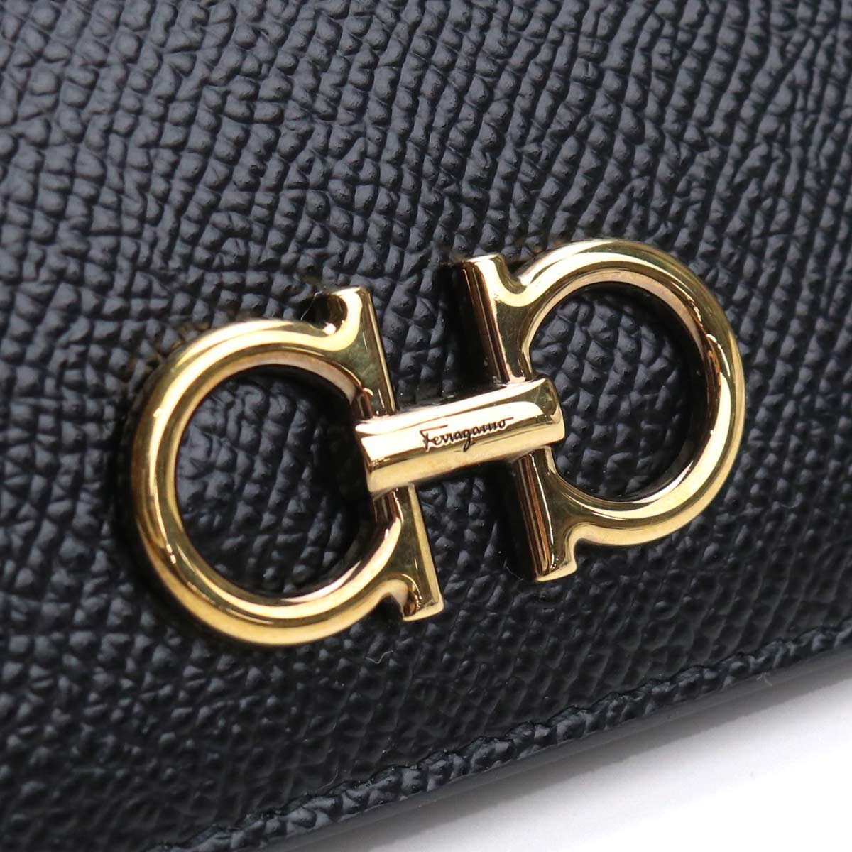 フェラガモ 二つ折り財布 レディース カーフ イタリア 22-D780 ブラック 財布 FER22-D780011