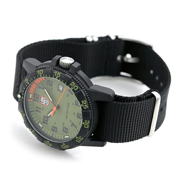 ルミノックス 0320シリーズ レザーバック シータートル ジャイアント 44mm 0337 LUMINOX メンズ 腕時計 カーキ ブラック l0337