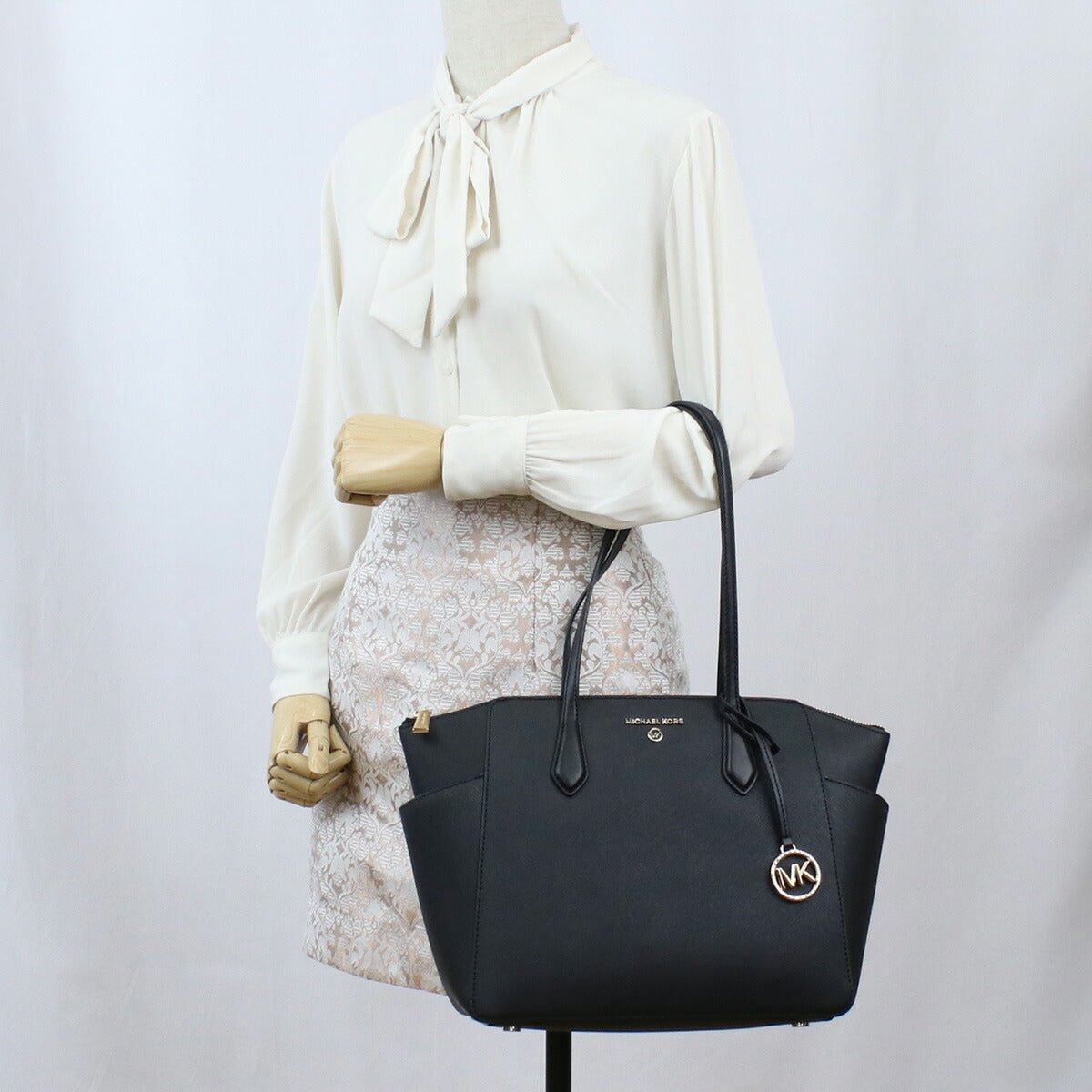 マイケルコース トートバッグ レディース レザー インドネシア 30S2G6AT2L BLACK ブラック バッグ MIK30S2G6AT2L011