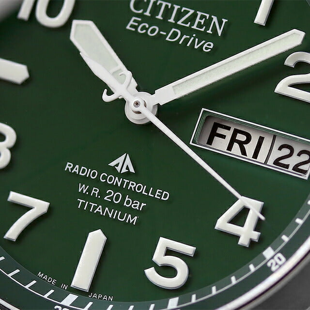 Citizen Promaster Eco-Drive Solar Radio Titanium Men&