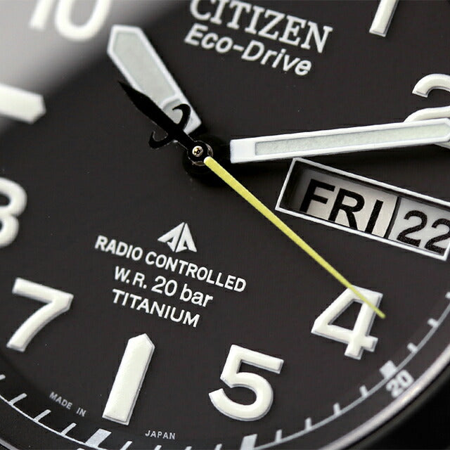 Citizen Promaster Eco-Drive Solar Radio Titanium Men&