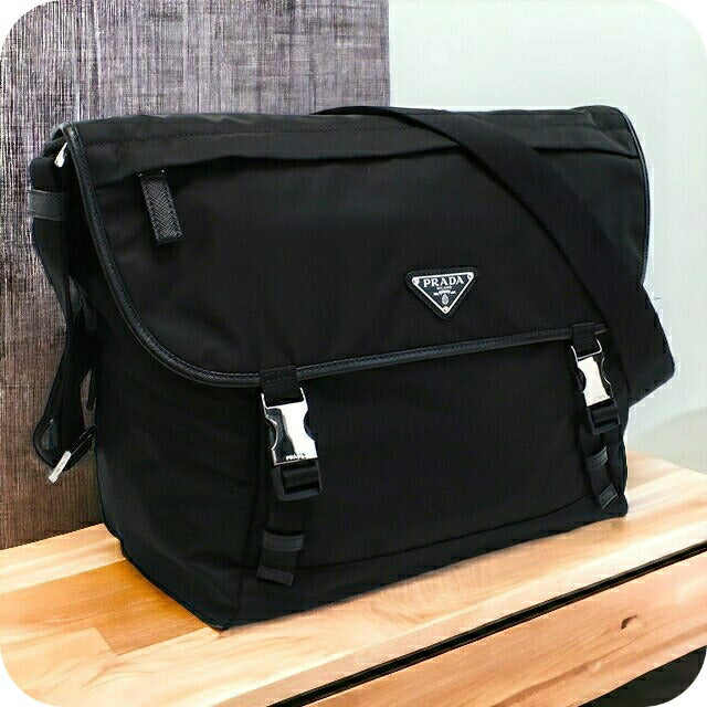プラダ 斜め掛けショルダーバッグ メンズ ブランド TESSUTO ナイロン イタリア 2VD052 NERO ブラック バッグ PRA2VD052011