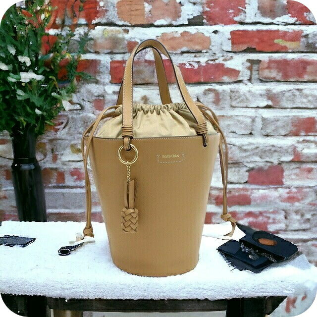 シーバイクロエ トートバッグ レディース レザー インド CHS21SSB06912 BISCOTTI BEIGE ベージュ系 バッグ SBC21SSB06912021