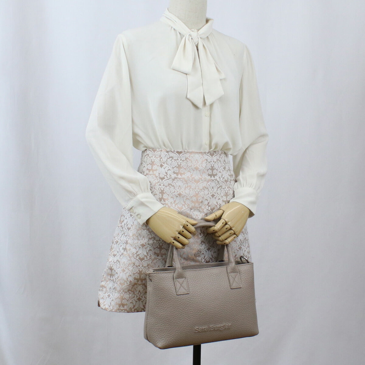 サラバーグラー トートバッグ レディース REGINA BUFALO レザー イタリア 76 TAUPE グレー系 バッグ SBR076021