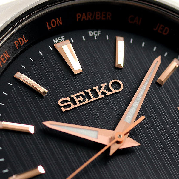 精工观看太阳能无线电钛世界时间观看品牌的日本制造SBTM293 Seiko Black SBTM293