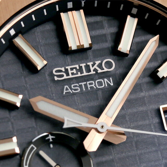 Seiko Astron Nexter GPS太阳能电台观看品牌男士有限型钛Seiko SBXD014灰色在日本SBXD014