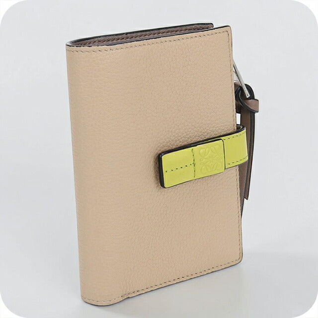LOEWE ベージュ 二つ折り財布 ロエベ LOEWE LOEWE 二つ折り財布
