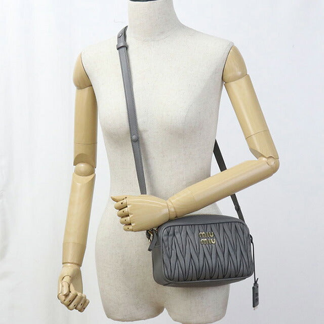 中古 ミュウミュウ 斜め掛け ショルダーバッグ レディース ブランド MIUMIU マテラッセ レザー 5BH118 グレー バッグ USDMI98621011