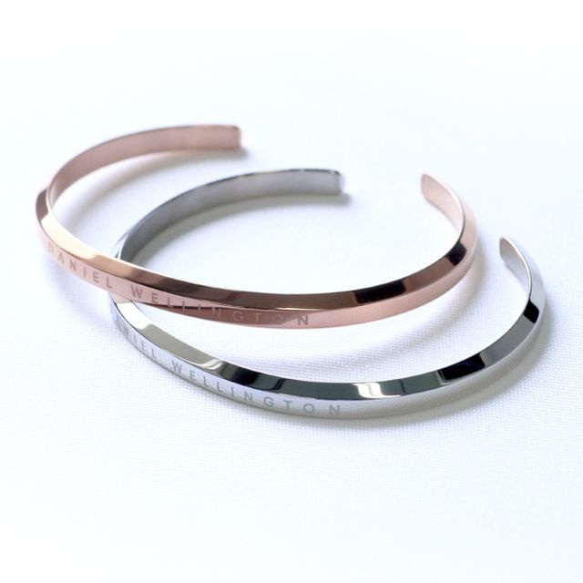 ダニエルウェリントン クラシックカフ バングル シルバー スモール レディース DW00400004 シルバー WQ00016454