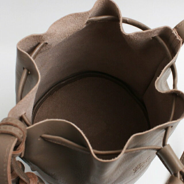 イルビゾンテ IL BISONTE ショルダーバッグ BBU006-PV0001-GY113 レディース TORTORA グレイ WQ00050556