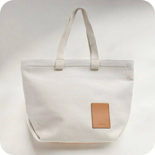 イルビゾンテ IL BISONTE ハンドバッグ BTO139-TCVO08-NA236 レディース ナチュラル ホワイト WQ00050562