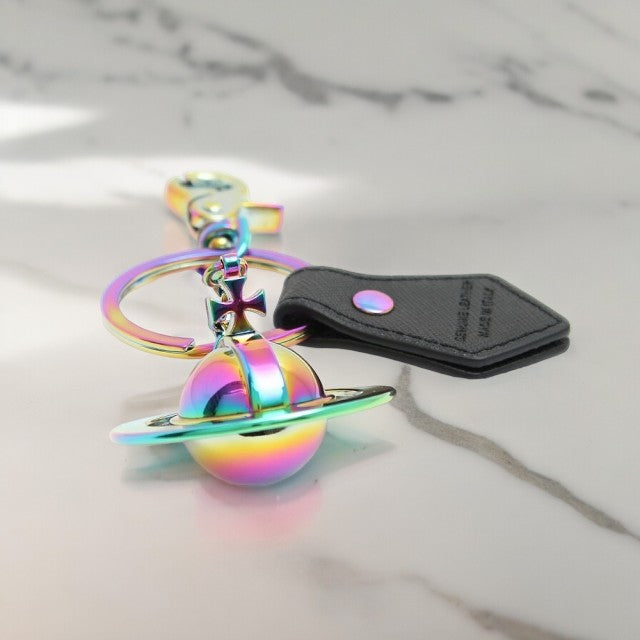 ヴィヴィアンウエストウッド VIVIENNE WESTWOOD キーホルダー 8203010ou-om0009-n405 サフィアーノ SAFFIANO イリディセント WQ00050727