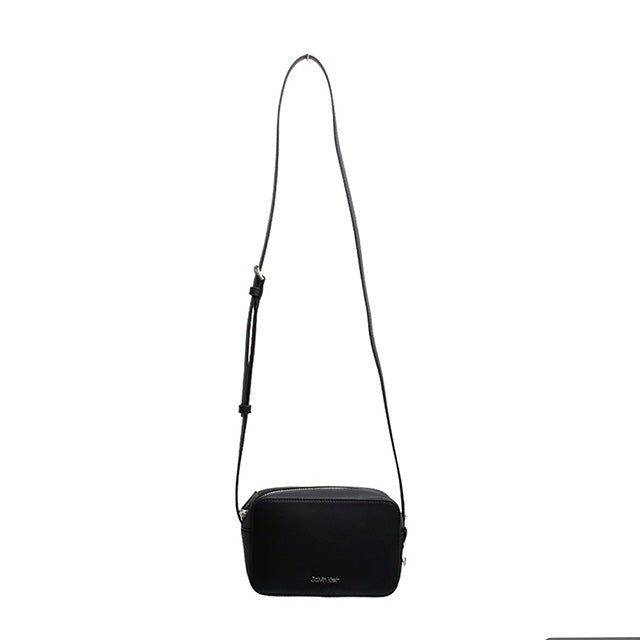 カルバンクライン CALVIN KLEIN ショルダーバック K60K610293-BAX メンズ レディース ブラック WQ00052764