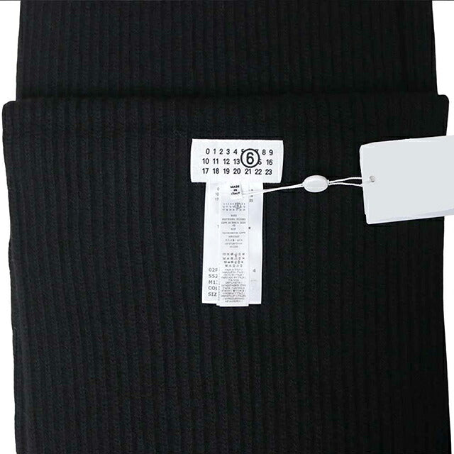 エムエムシックス MM6 Maison Margiela マフラー s52te0061-m13285-900 ユニセックス Black マフラー WQ00058431