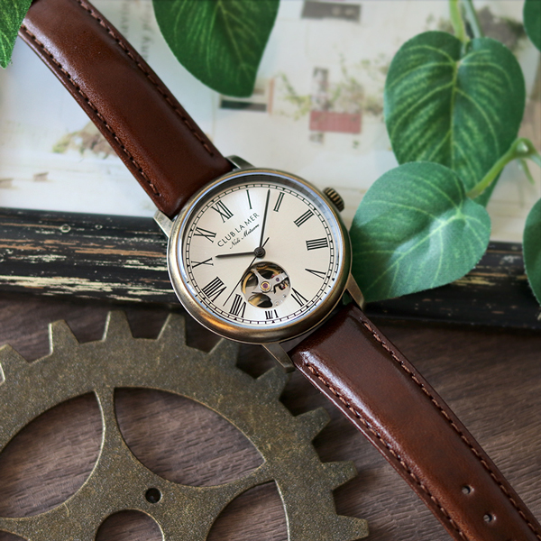 クラブ・ラ・メール　腕時計サイズ約45×38×115mm