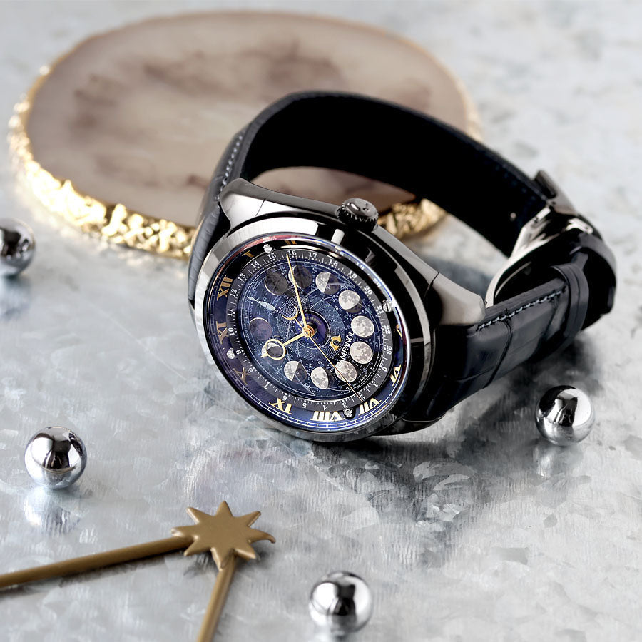 時と切り離すことのできない宇宙の存在を時計の中に閉じ込めたコスモサイン月齢盤✨⌚