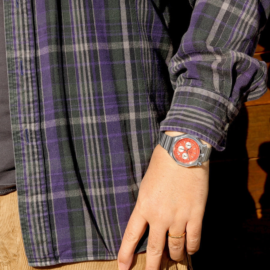 暗闇で光るレトロフューチャー──シチズン RECORD LABEL AN3700-89Z、PLAYGROUND Edition コーラル×夜光の世界限定2,500本