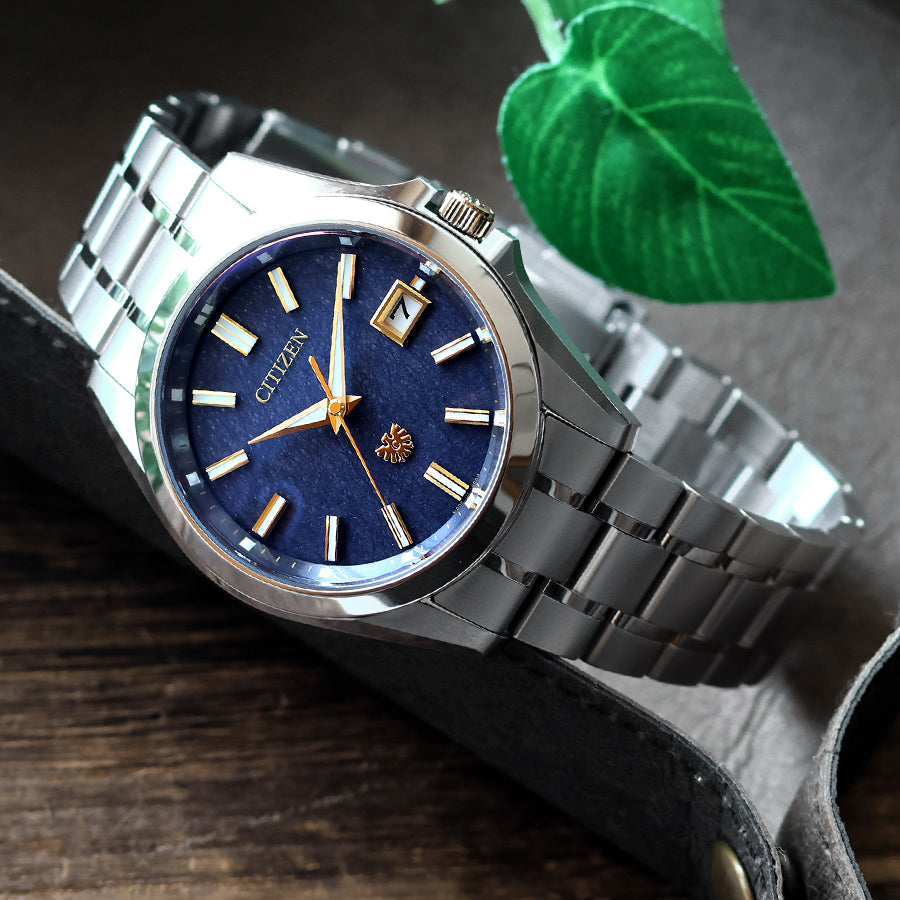 【世界限定400本】ザ・シチズン AQ4094-58L｜土佐和紙×藍染「勝色」文字板×年差±5秒エコ・ドライブ×スーパーチタニウム、日本の藍が宿る最高峰の一本