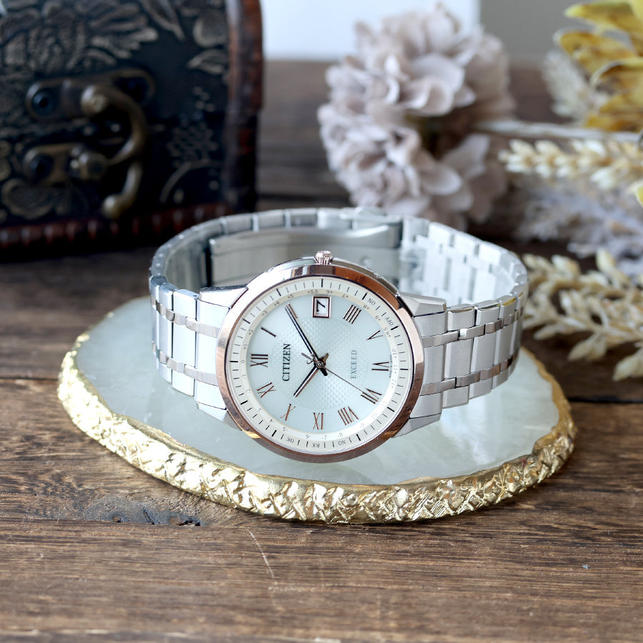 【世界最薄*7.0mm×日本製】シチズン エクシード CB1145-67A｜サクラピンク×シャンパンゴールドが纏う、上品なドレスウォッチの頂点