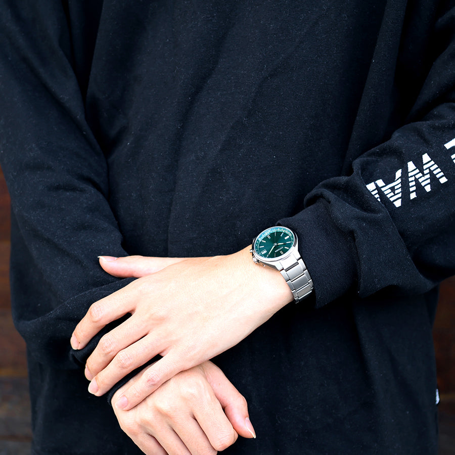 【ダイレクトフライト×スーパーチタニウム™】シチズン CB1160-55W｜旅も仕事も、これ1本でいい理由