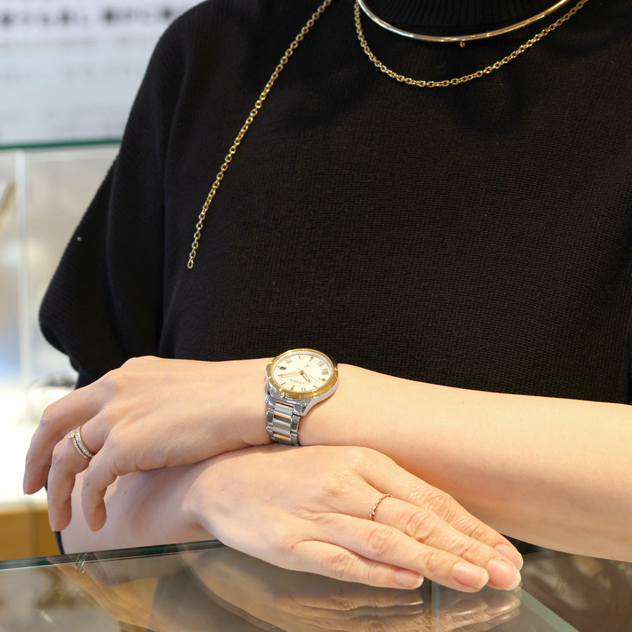 シチズン クロスシー EO1244-57A｜hikari collectionに「少し大きめ」の32.7mm、イエローゴールド色のコンビ