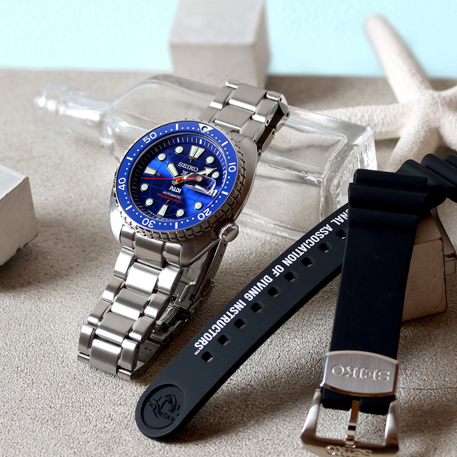 【世界限定8,000本】セイコー プロスペックス HBB002J｜PADI 60周年記念×タートルダイバー×Cal.4R36×ブルーセラミックスベゼル×200m防水、海でつながる世界を纏う限定ダイバーズ