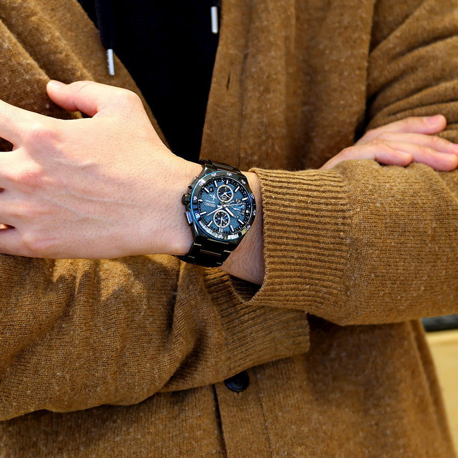 「宇宙基準の精度を腕元に。 SEIKO ASTRON SBXC187 ― GPSソーラーの最前線」