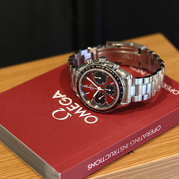 キャリバー3330を搭載した自動巻きモデル⌚✨