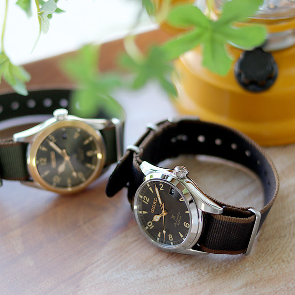 トレッキングや登山等のアウトドアレジャーから日常使いまでシーンを選ばないクラシカルウォッチ⌚✨