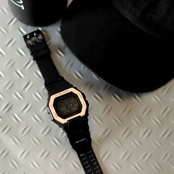 世界のトップサーファーから支持を受けるG-SHOCKのスポーツラインG-LIDE‼