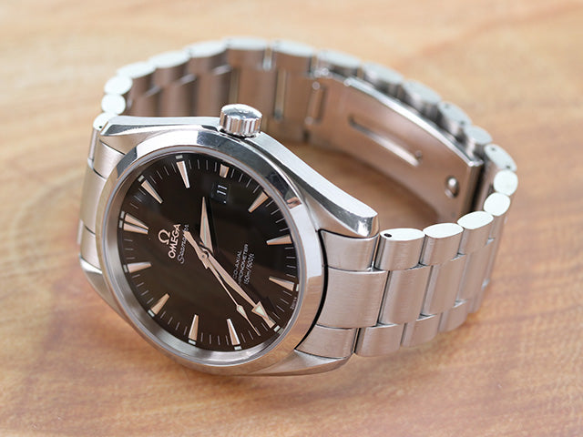 OMEGA / オメガ シーマスターアクアテラ コーアクシャルのオーバーホール事例と修理料金について