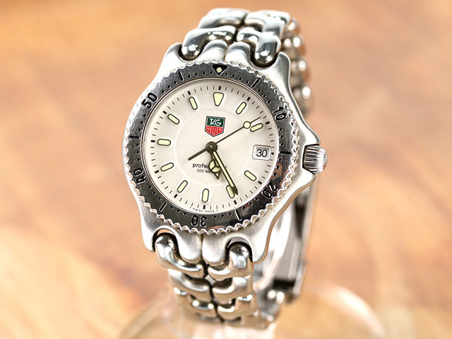 TAG Heuer/タグ・ホイヤープロフェッショナルのオーバーホール事例と修理料金について