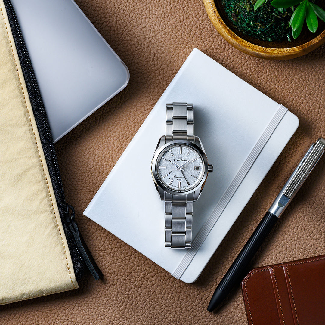 スプリングドライブの王道のデザインから、GMTモデルが登場⭐⌚
