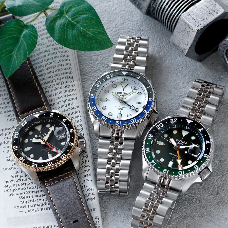 国内外ともに人気のSKX GMTシリーズに、待望のニューカラーが登場⭐️
