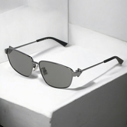 ボッテガ・ヴェネタ サングラス レディース ブランド BOTTEGA VENETA BV1185S ブラック BV1185S-001-SMT-SUN-LDY