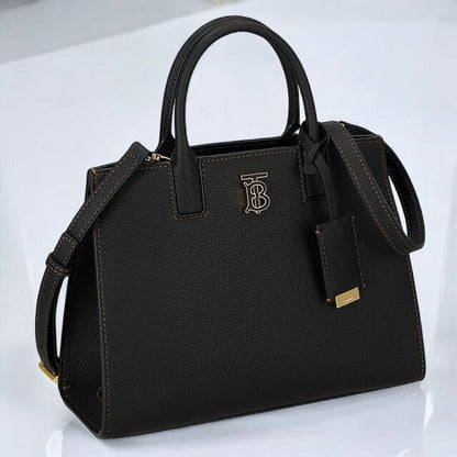 バ－バリ－ ハンドバッグ レディース ブランド BURBERRY 8072511 ブラック 8072511
