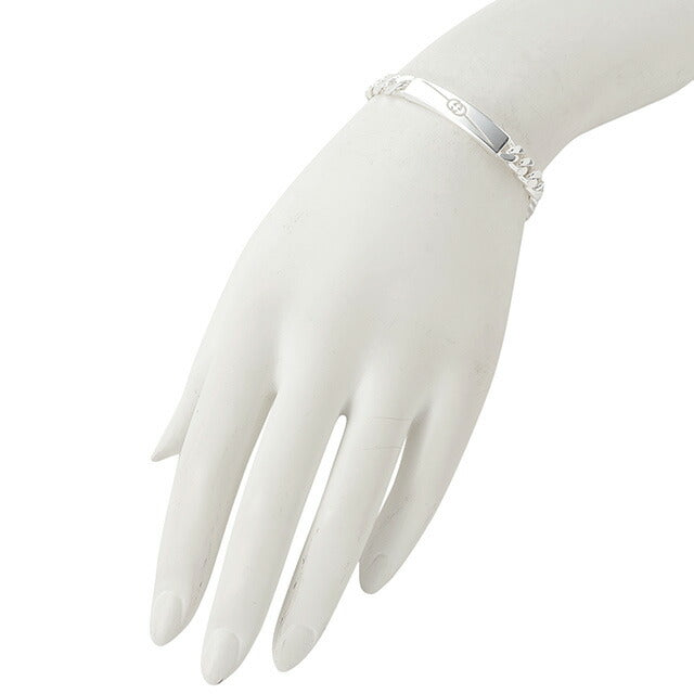 グッチ GUCCI 774054 J8400 8106 19cm ダイアゴナル インターロッキングG エングレービング プレート ブレスレット メンズ アクセ ABGU00555M