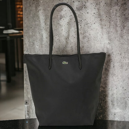 ラコステ LACOSTE NF1890 000 L.12.12 CONCEPT バーティカル トートバッグ ショルダーバッグ ブラック レディース メンズ ユニセックス ワニロゴ BBLT00005L