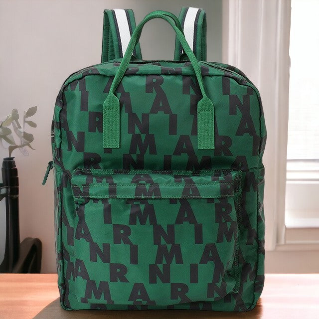 マル二 MARNI M00633 M00RI 0M523 マルニキッズ マキシロゴプリント リュックサック バックパック グリーン系 レディース メンズ BBMN00100L