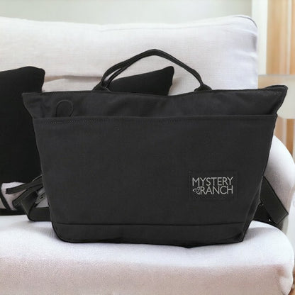 ミステリーランチ MYSTERY RANCH 112456 001 ミニマート 2WAY トートバッグ ショルダーバッグ ブラック メンズ レディース ユニセックス BBMY00008L
