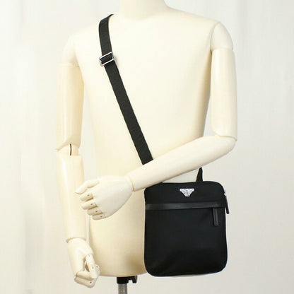 エンポリオ・アルマーニ 斜め掛け ショルダーバッグ メンズ ブランド EMPORIO ARMANI EM001807 ブラック バッグ EMAEM001807011