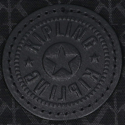 キプリング トートバッグ レディース ブランド Kipling アッセーニ S ロゴ ワンポイント 総柄 2WAY KI6232-K59 Signature Emb 黒 KI6232-K59